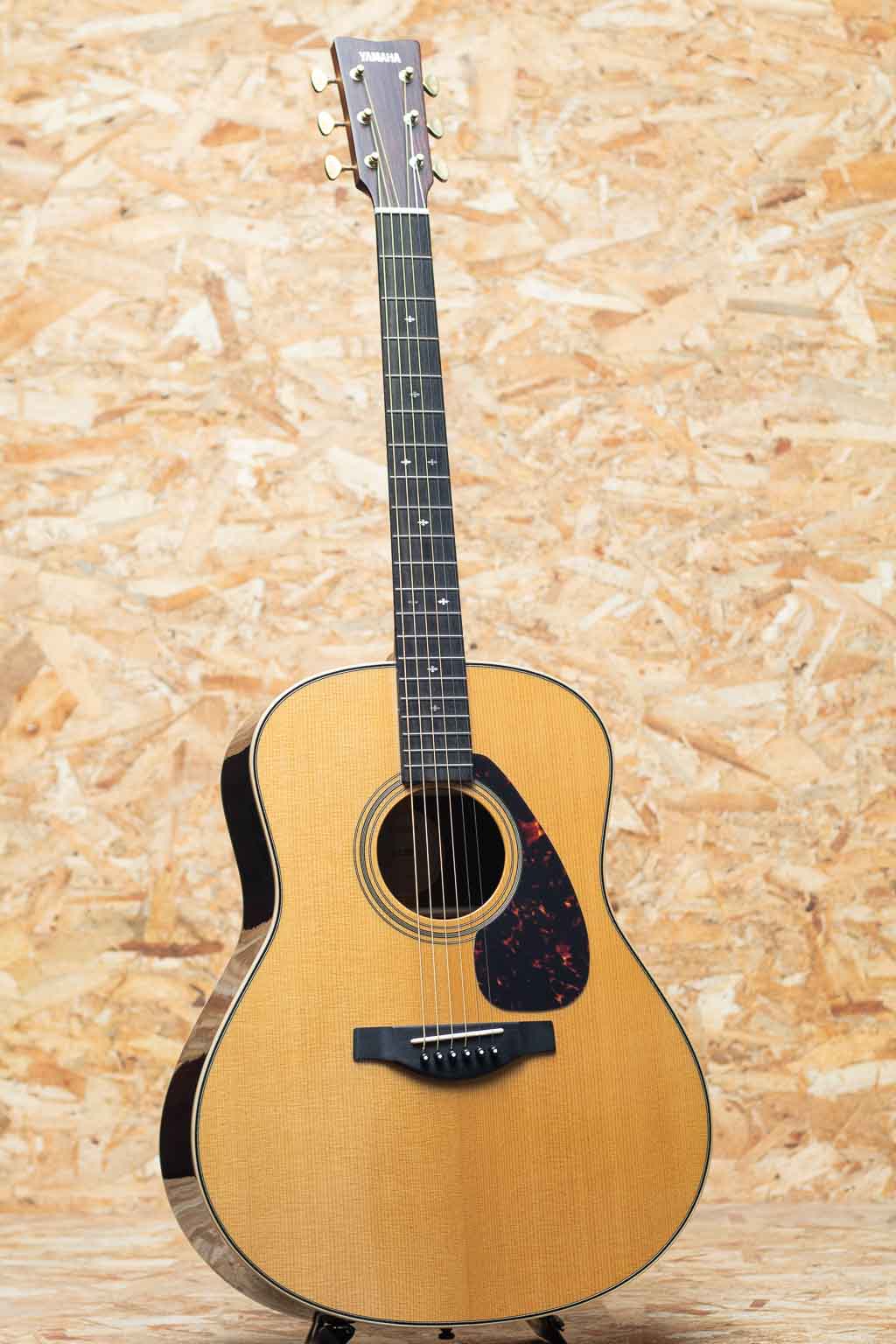 LL26 ARE: アコースティックギター｜三木楽器公式通販サイト