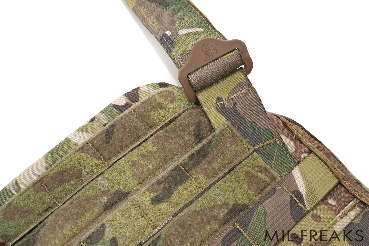 東京)EMERSON/BLACKHAWK他 ヘルメット/プレートキャリア PJ装備一式