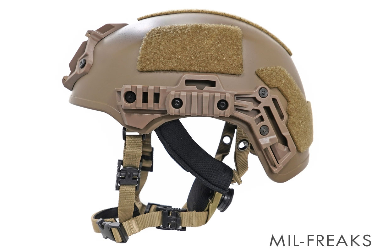 CERADYNE【米軍】最新型戦闘用IHPSヘルメット アクセサリーレール