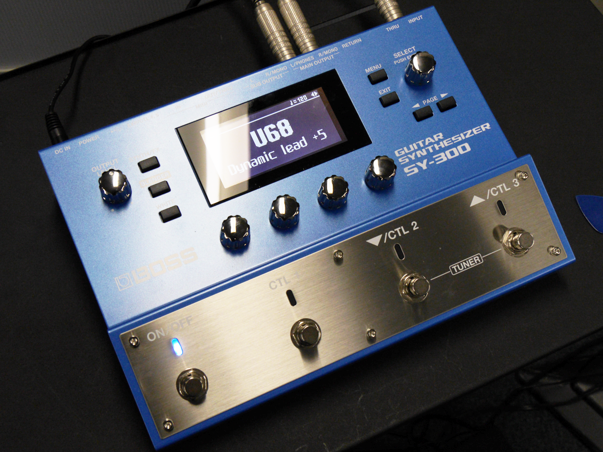 Boss SY-300 を新製品発表会で試奏！レイテンシーとデバイド