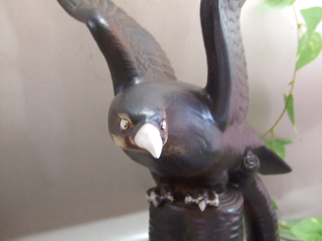 鷹 置物 【鷹匠】｜中村陶器 信楽焼の通販サイト （滋賀/陶器/焼き物