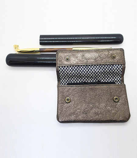 浅草柘 腰差し煙草入れ・綺羅真鍮羅宇煙管 柘製作所柘製作所-商品詳細