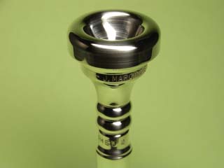 マーシンキウィッツ 新品トランペットマウスピース E5ボビーシュー2