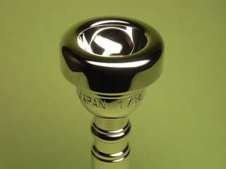 ヤマハ 新古トランペットマウスピース 17B4