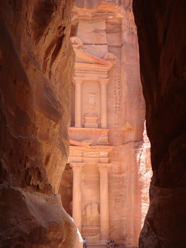 伝統」と「現代化」のはざまで揺れるヨルダンの世界遺産ペトラ｜中東