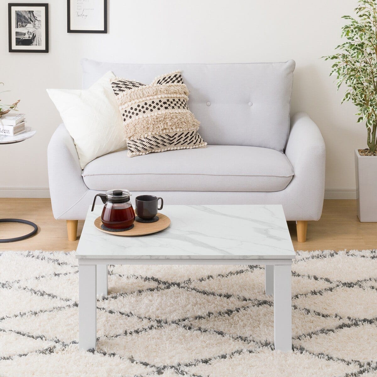 ニトリこたつテーブル 大理石調 ホワイト