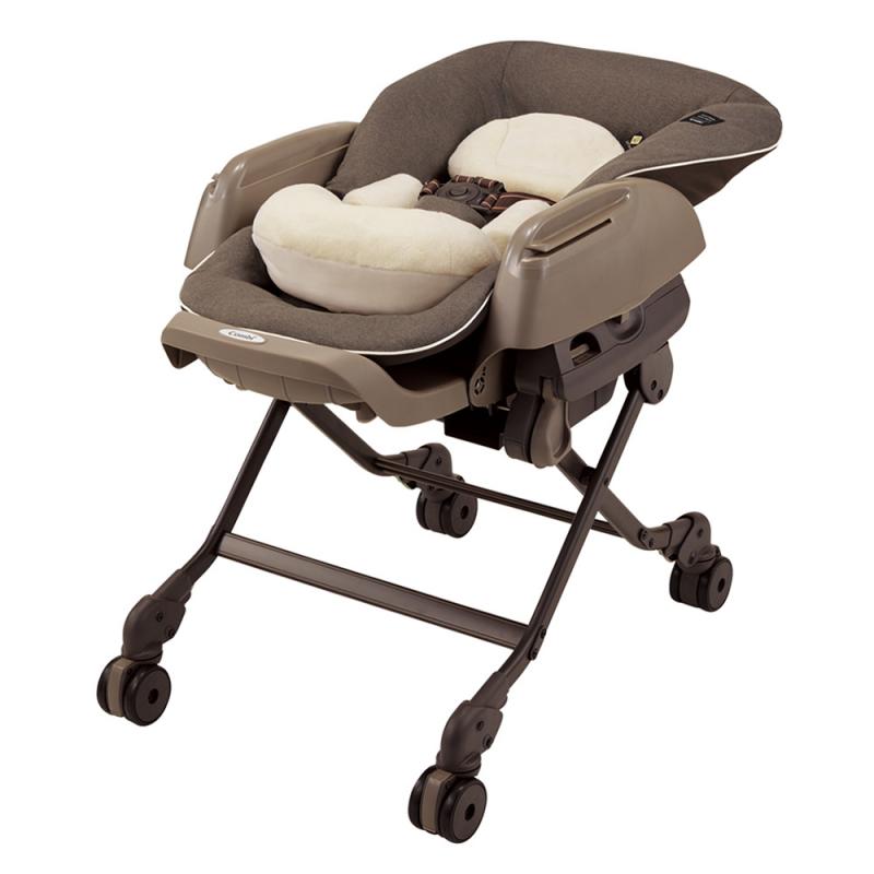 Combi ネムリラ AUTO SWING