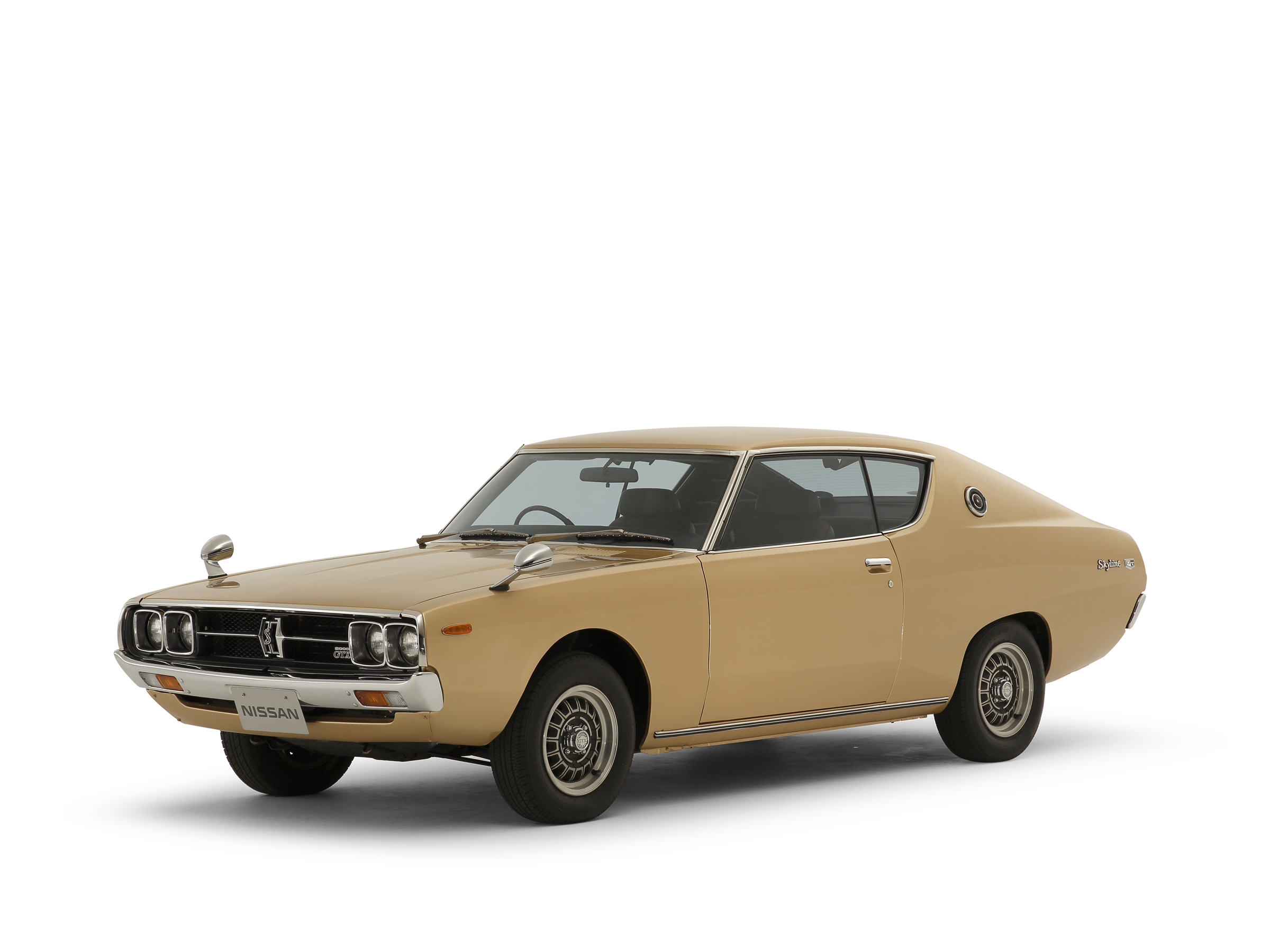 日産： NISSAN HERITAGE COLLECTION｜スカイラインハードトップ 2000GTX-E