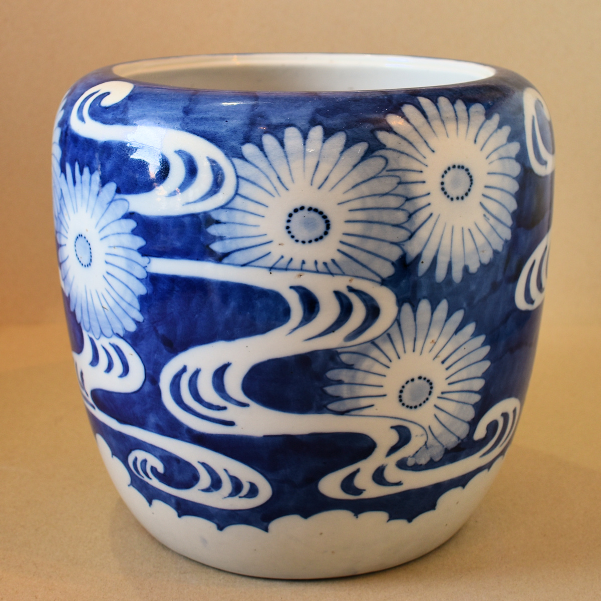 火鉢と炭道具の販売 骨董 斎明堂 / 染付火鉢（小型）