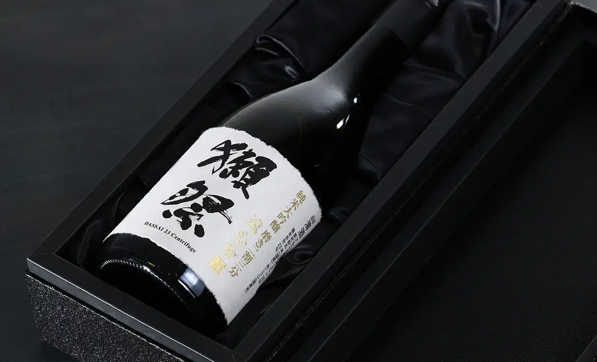 獺祭 純米大吟醸 遠心分離 磨き二割三分 720ml | 獺祭（株式会社獺祭