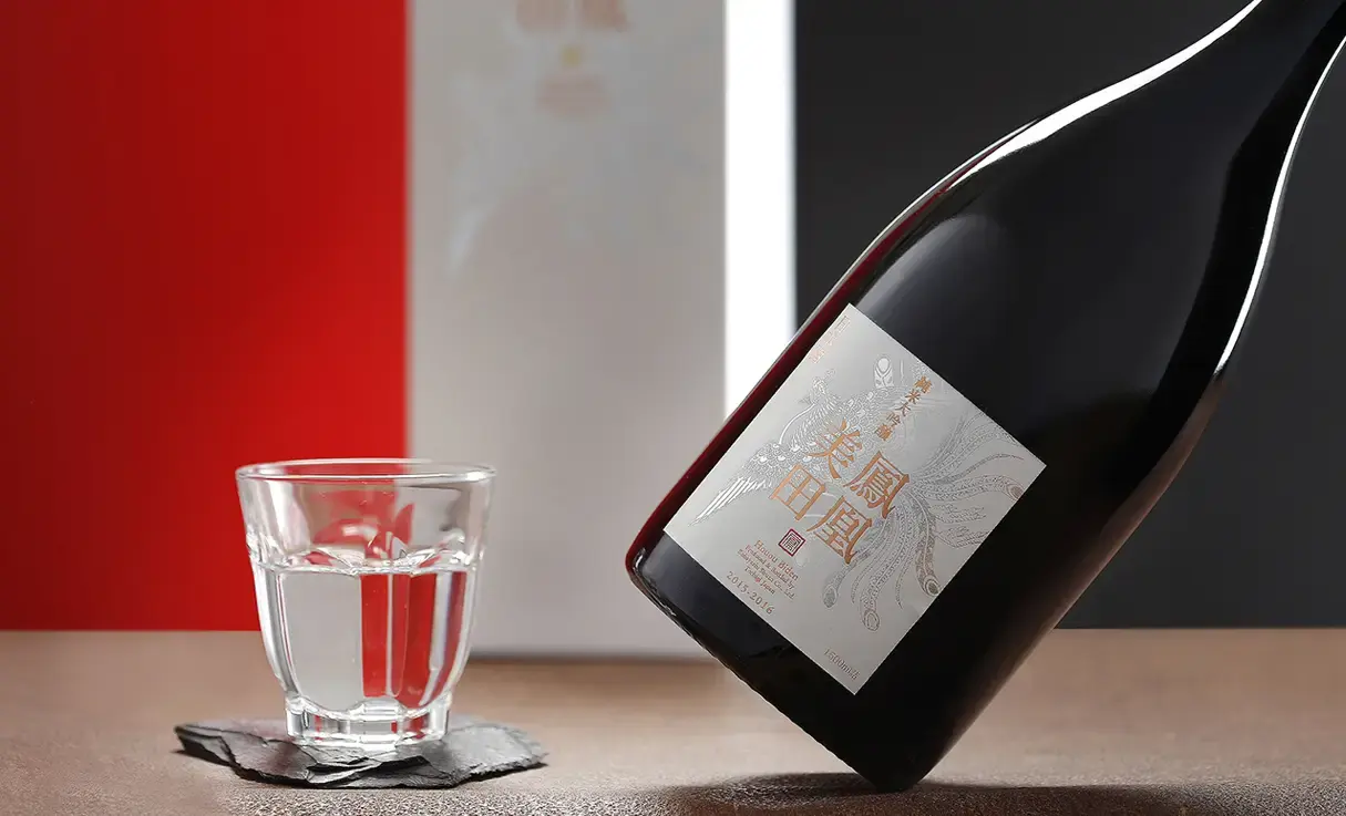 鳳凰美田 純米大吟醸 White Phoenix 1.5L | 鳳凰美田（小林酒造） | 酒