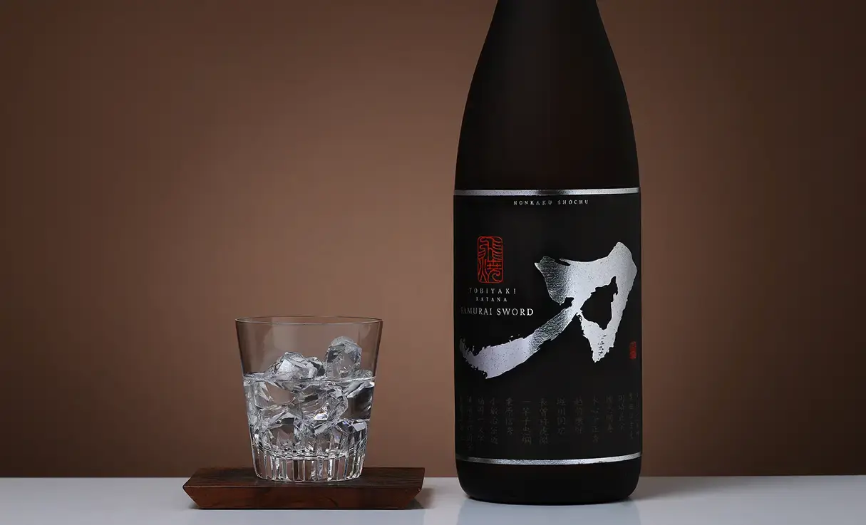 刀 飛焼 SAMURAI SWORD 1.8L | 佐多宗二商店 | 酒専門店鍵や