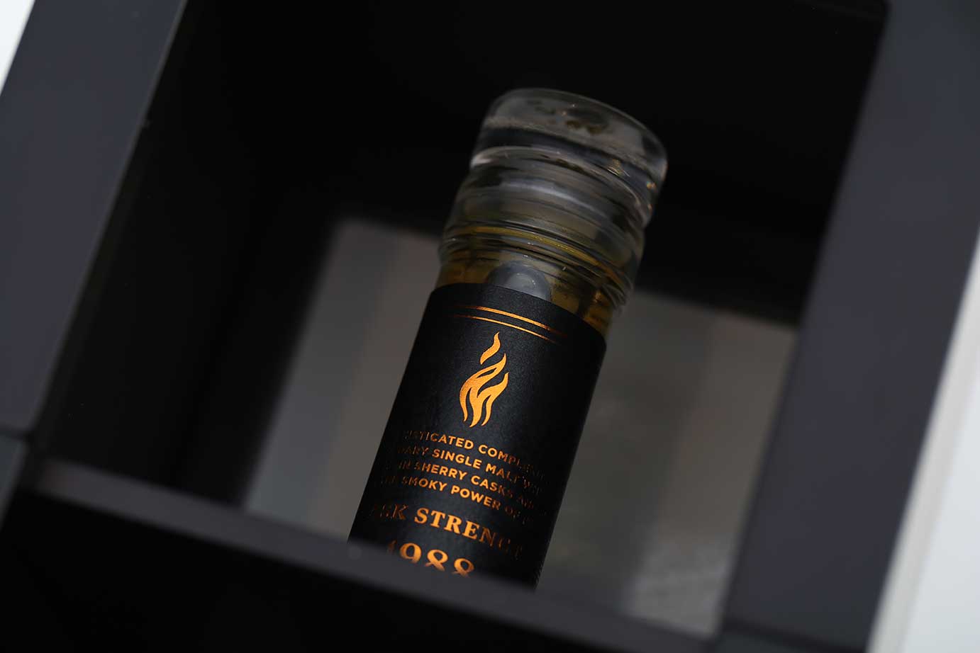 貴重】プロメテウス（マッカラン）28年 リミテッド・リリース 箱付