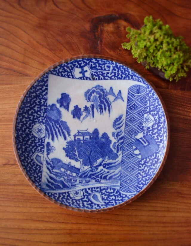 アンティークサムズコレクション 染付印判大皿 イゲ皿 宝尽し 山水図