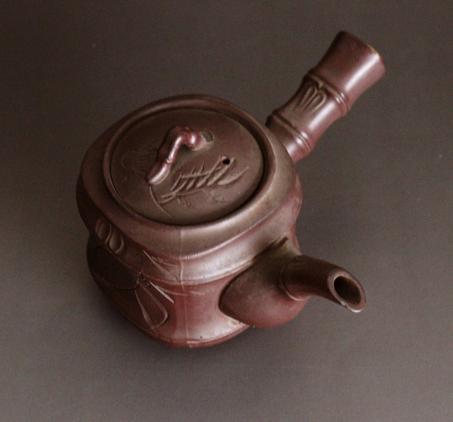 煎茶道具萬古焼古稀一光作手捻横手急須茶壷DR5552