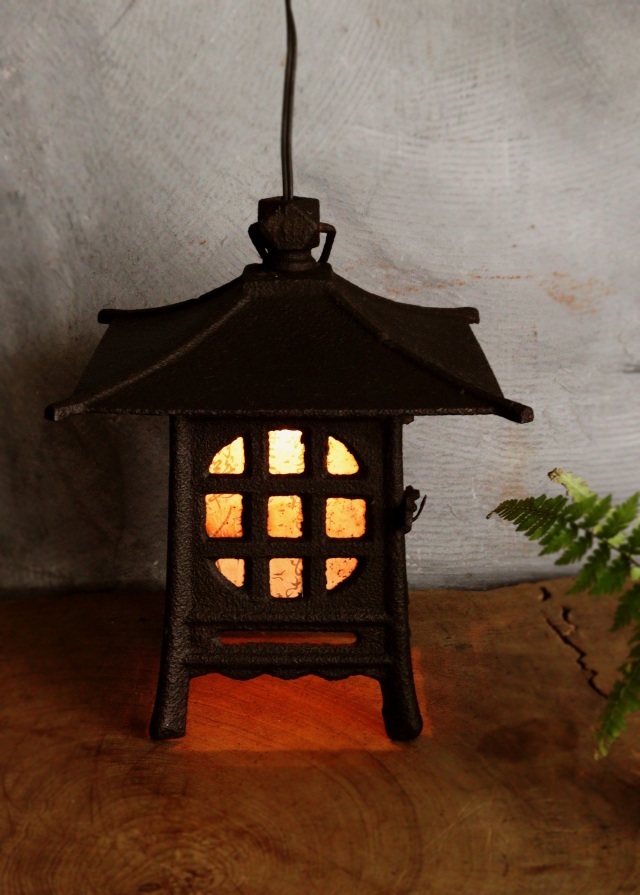 XG447 時代物・鉄製・吊り燭台・行燈・ランタン・アンティーク・骨董