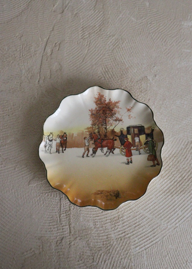 アンティークロイヤルドルトン プレート オータムプレート 飾り皿 馬車