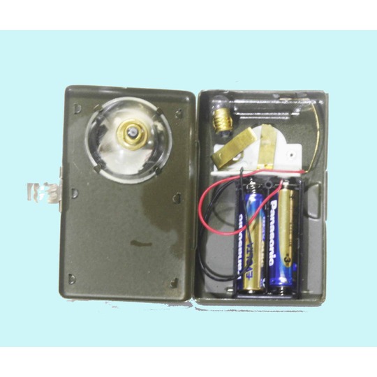旧日本軍 図嚢 懐中電灯付き 商品詳細｜サムズミリタリ屋｜東京都北区