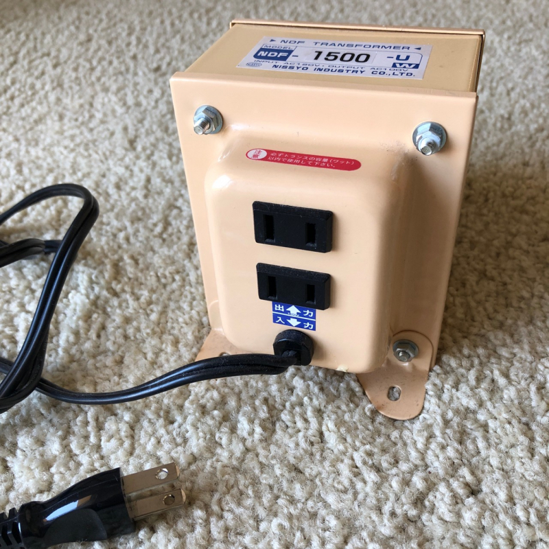 日章工業株式会社 変圧器 SDX-1500 ステップダウントランス 海外