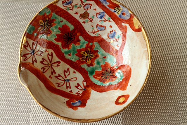 和田一人 桜 中鉢 山笑う粥碗 陶器 赤絵 山帰来～日々のくらし