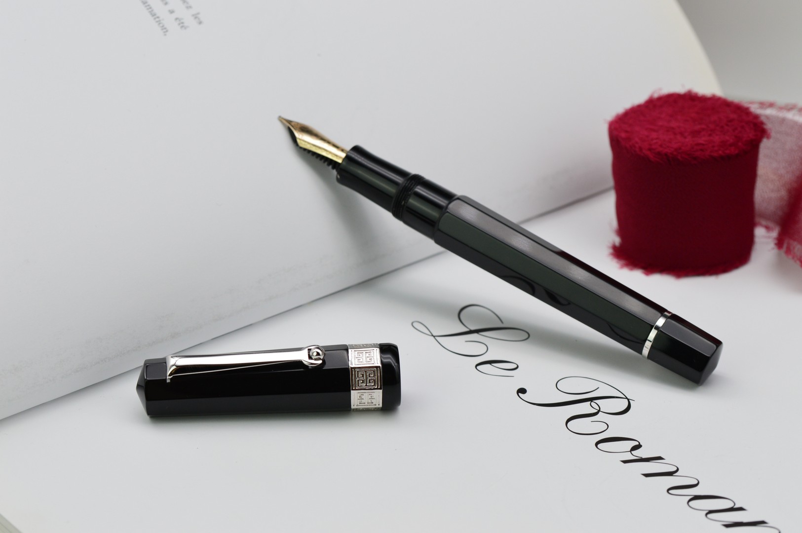 SantiniNonagon18K M独逸製ブルーエボナイト軸