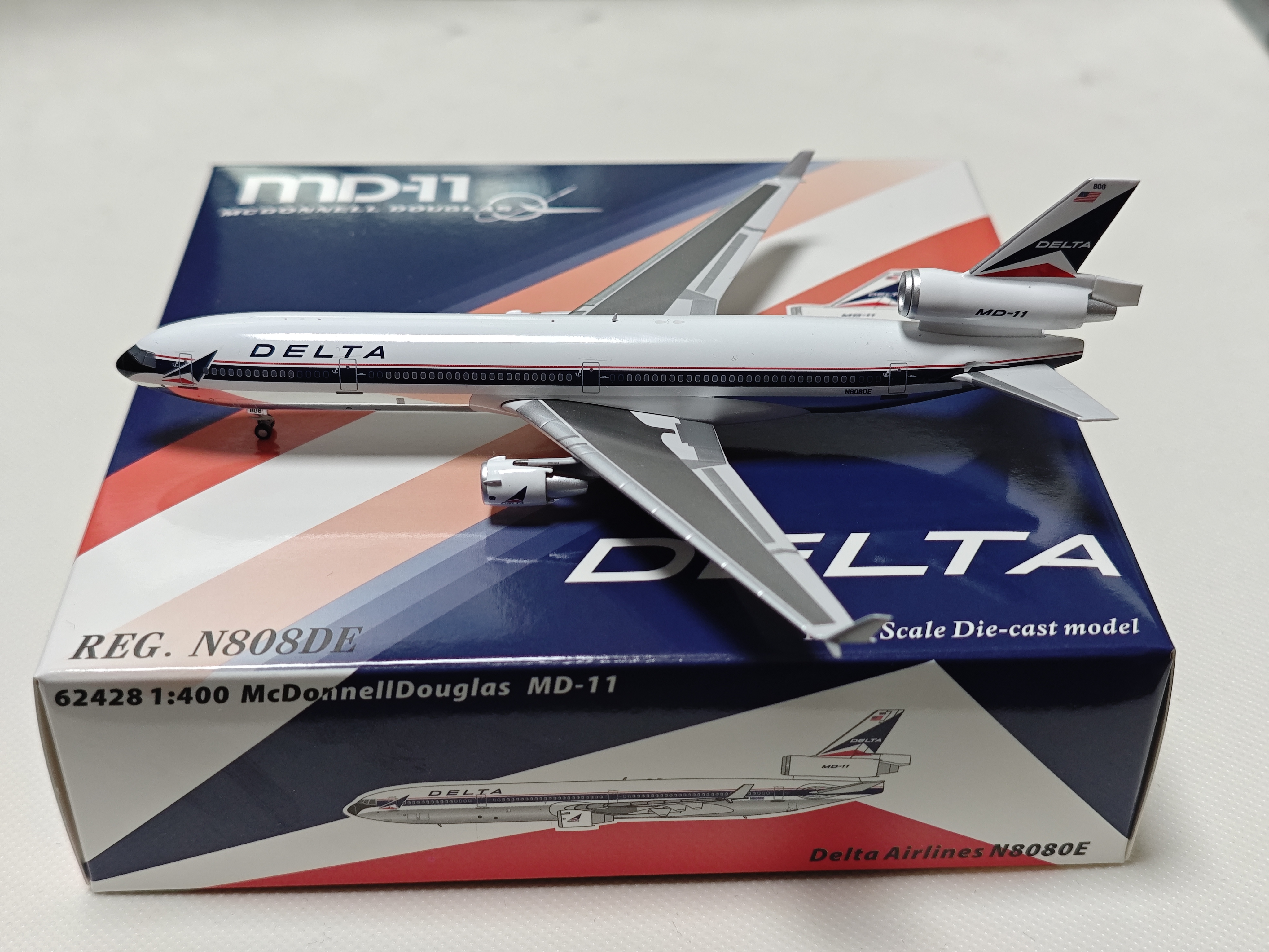 ScaleModelStore.com :: Panda Models 1:400 - 62428 - Delta Air