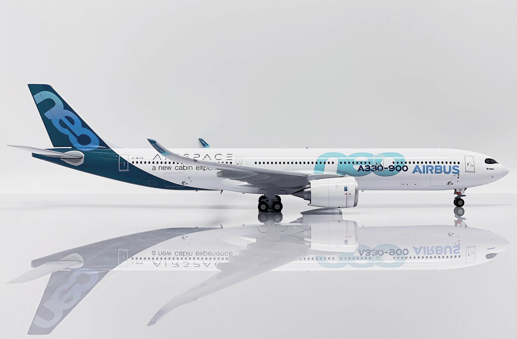 ScaleModelStore.com :: JC Wings 1:200 - XX20344 - Airbus Industrie