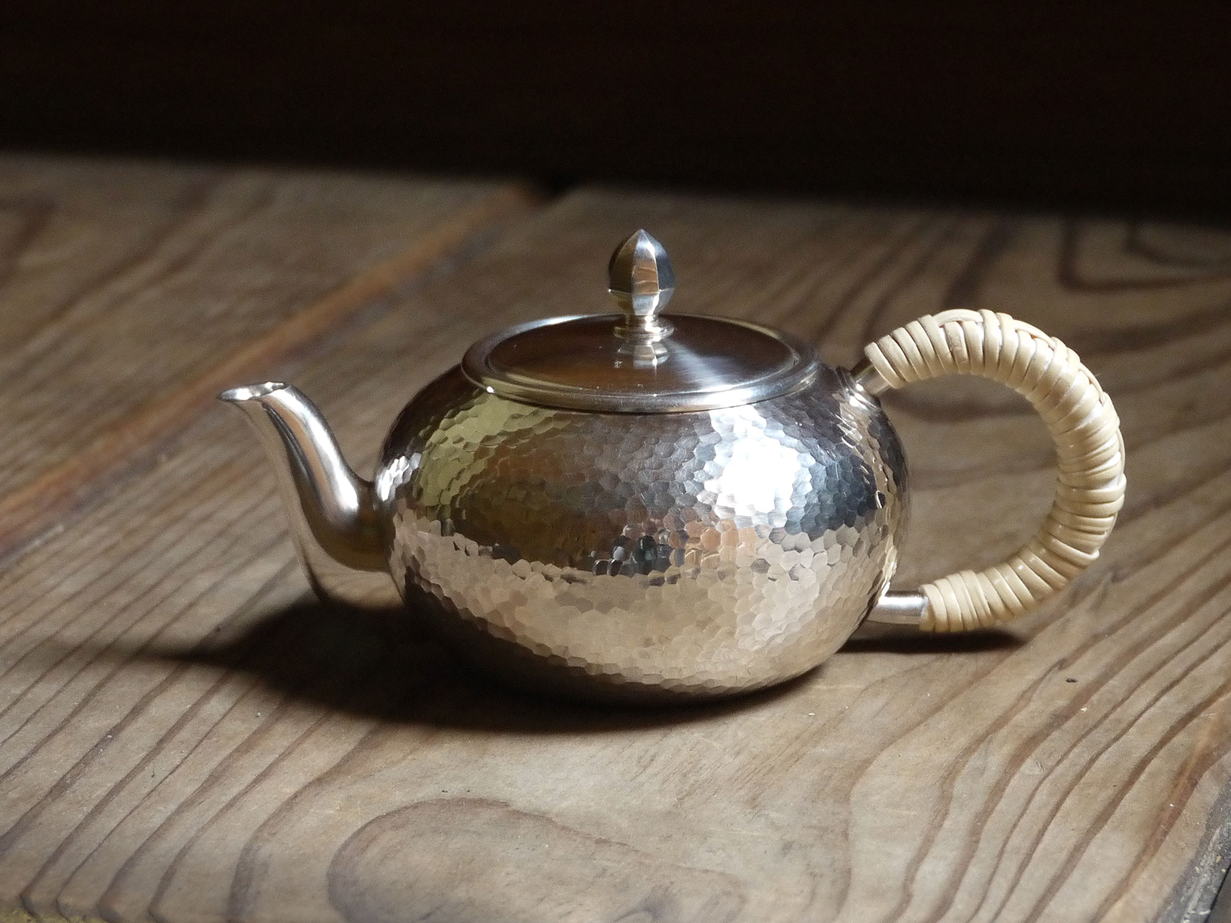 純銀急須 作品集 / Silver Tea Pot Album | 清課堂 / 錫・銀・各種金属工芸