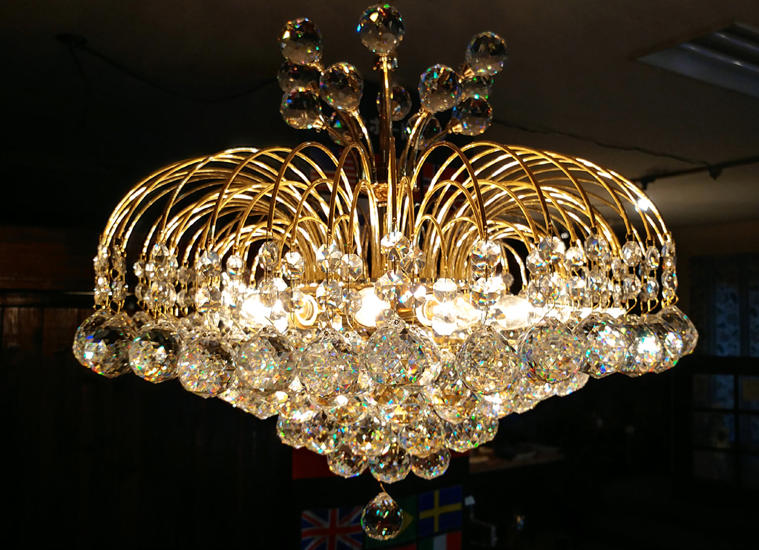 12灯 クリスタル/ボール球 シャンデリア - 埼玉 輸入家具 世界の家具オキノ