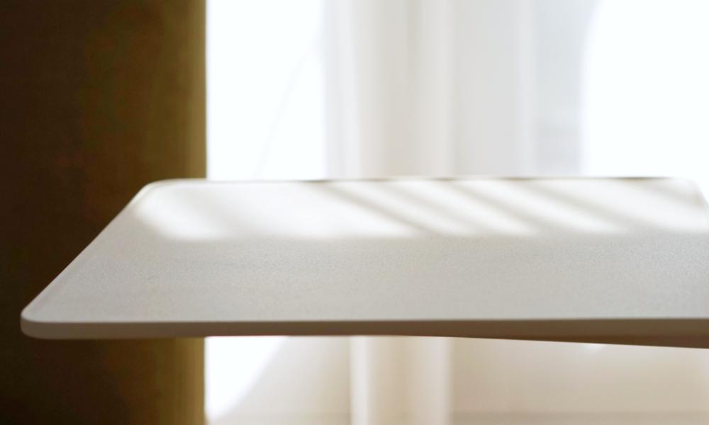 ミュージアム サイドテーブル ST-114 / ベージュString Furniture