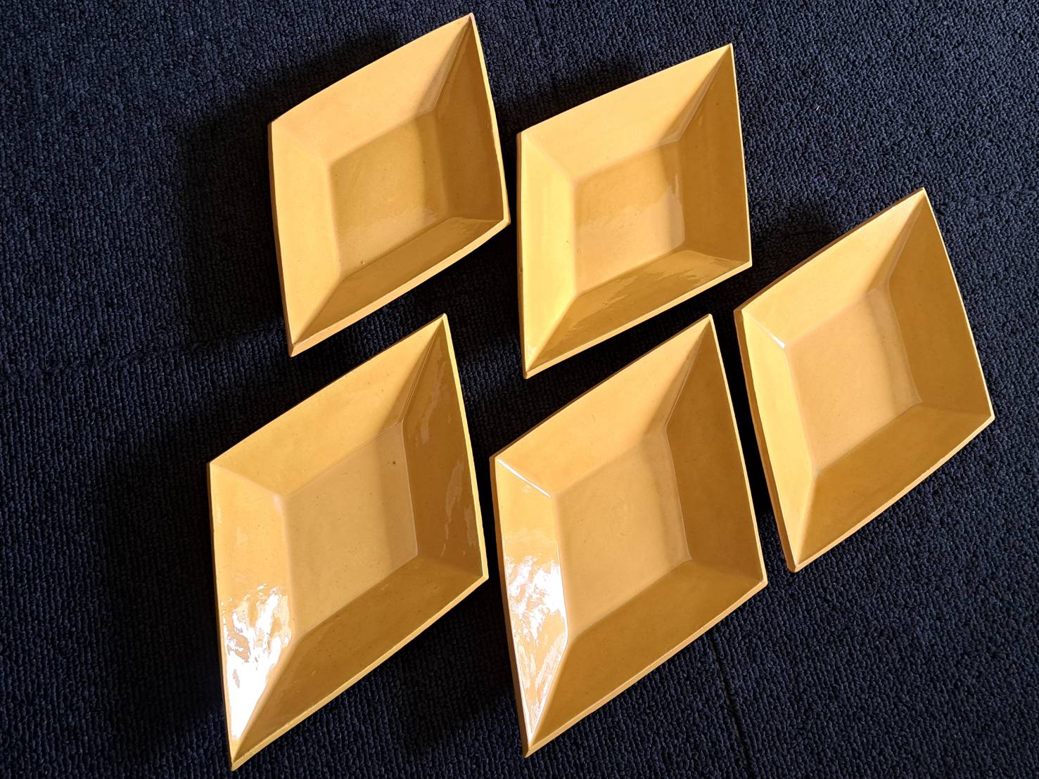 茶道具 永楽善五郎造 黄交趾 獅子形香合 共箱 M R9339 茶道具 永楽善