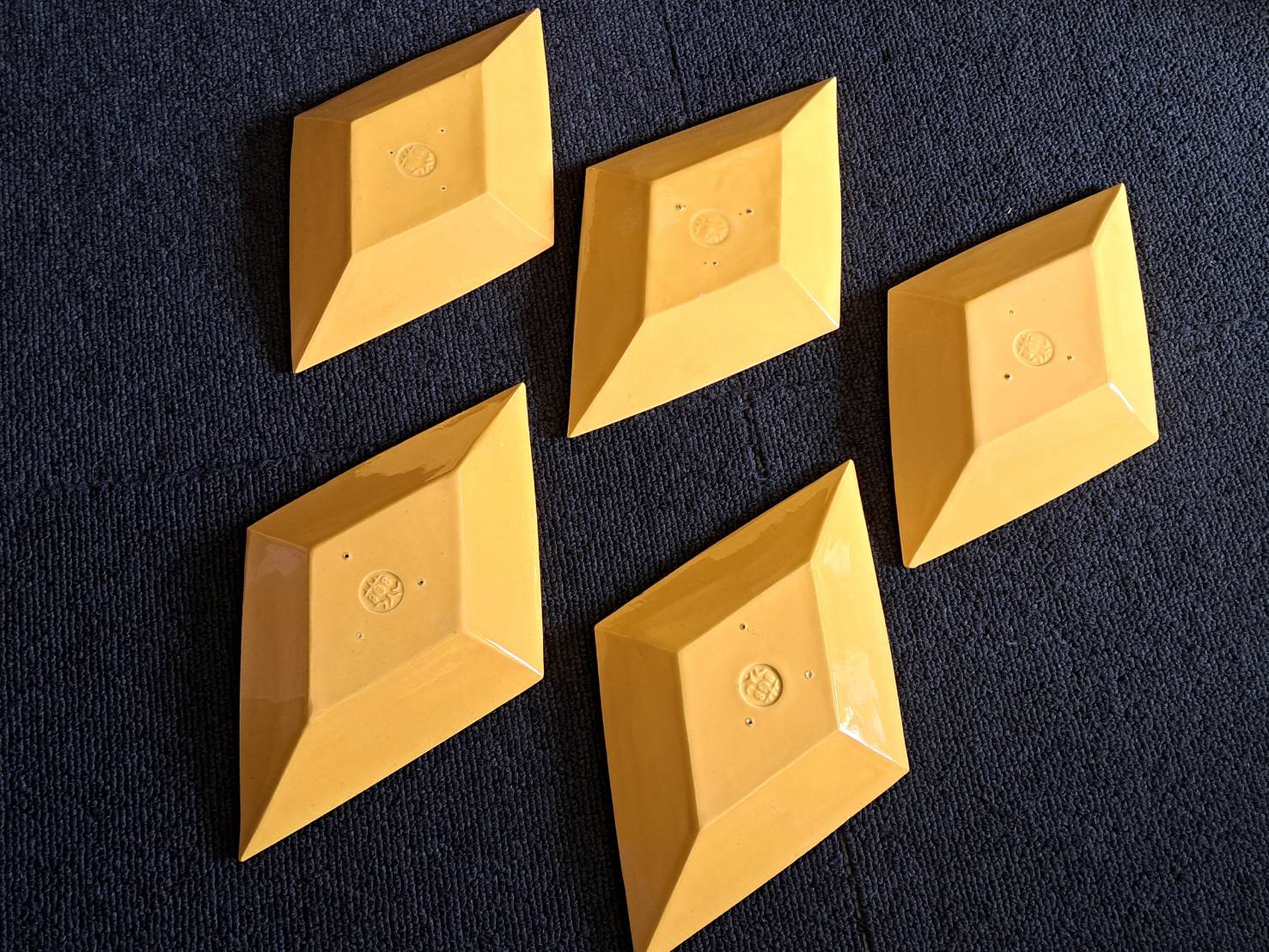 永楽善五郎(妙全)造 黄交趾 菱皿 五客 | 新栄堂