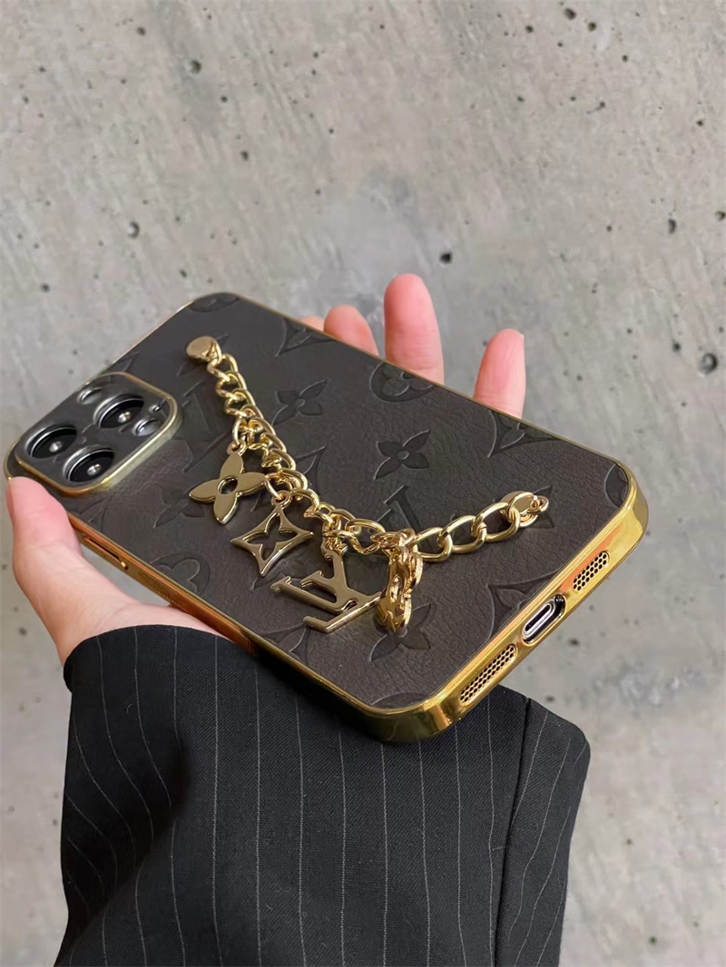 Louis Vuitton iPhoneケース チェーン付き ブラック ルイ ヴィトン リ