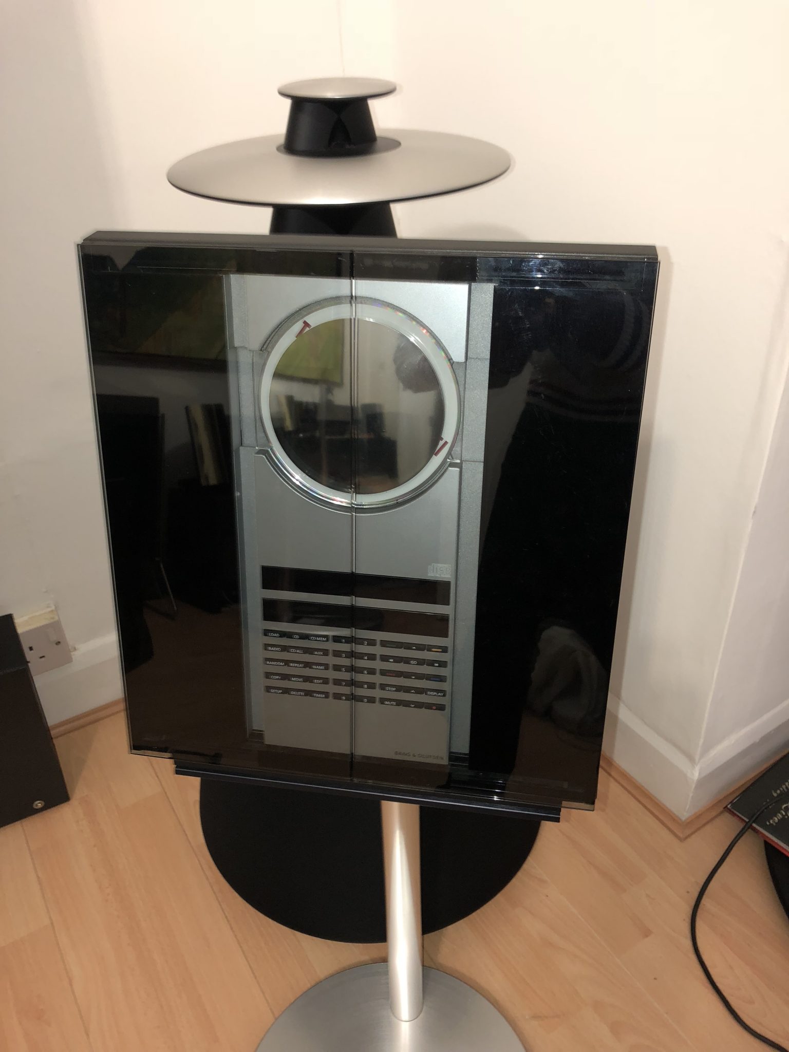 Bang & Olufsen BeoSound 3200 | SkynnexAV