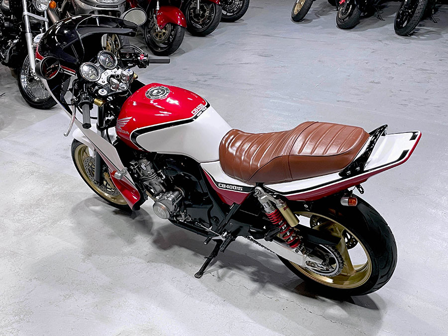 HONDA CB400Super Four VTEC Revo NC42 – 京都のバイクショップSPEC-M