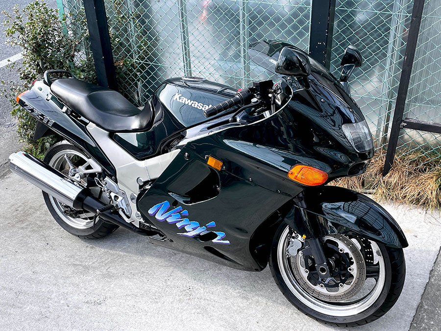 も♡ KAWASAKI Ninja ZX-11 D型 – 京都のバイクショップSPEC-M（スペック