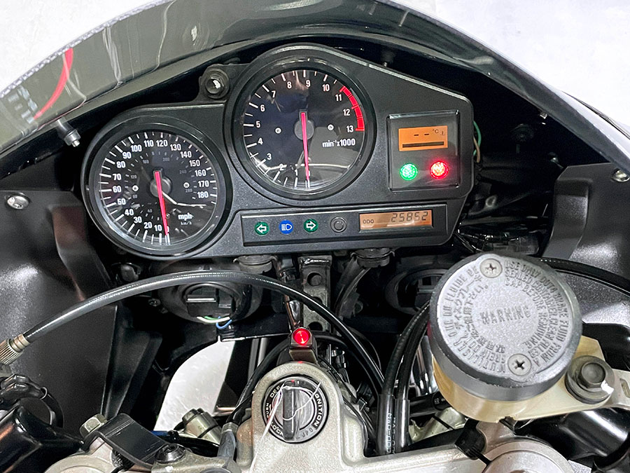 CBR900RR SC28 後期スピードメーター