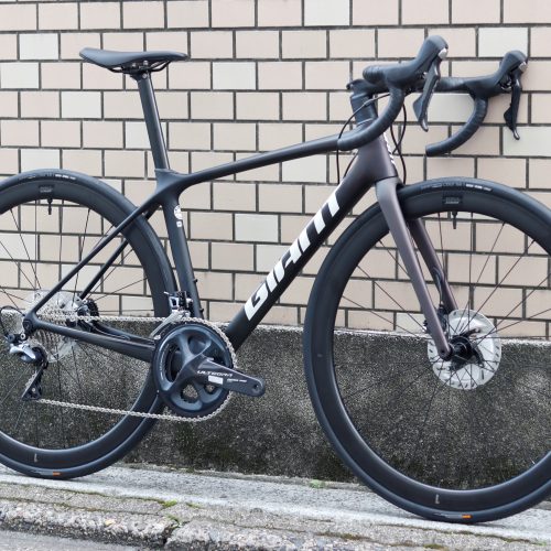 BLOG 先行 新モデルご好評いただいております！【 GIANT