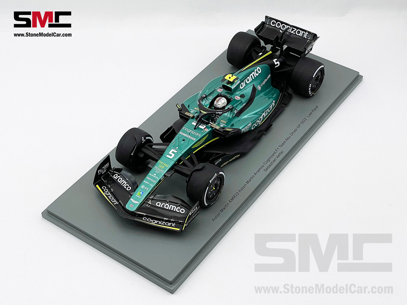 1:18 Spark Aston Martin F1 AMR22 #5 Sebastian Vettel Abu Dhabi GP
