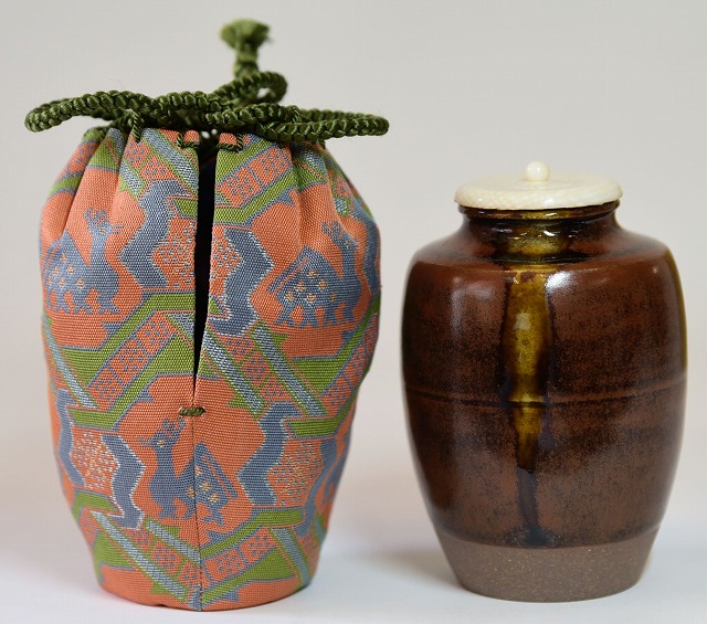 高取焼 肩衝茶入 高取喜恵作 すいぎょく園｜創業百年、お茶の「すい