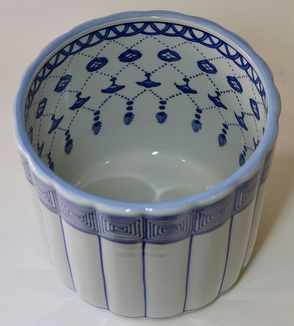 染付桶側水指 手塚 堂作 兼中際宗完 書付 すいぎょく園｜創業百年