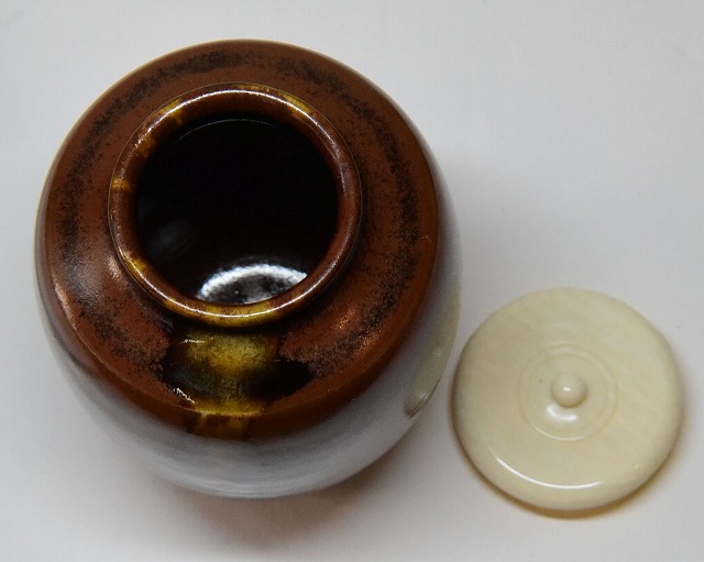 高取焼 肩衝茶入 高取喜恵作 すいぎょく園｜創業百年、お茶の「すい