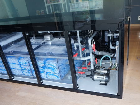 アクリル水槽2400 700 450