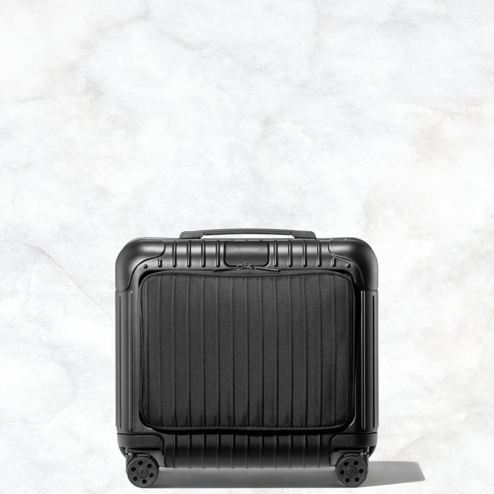 RIMOWA Essential Sleeve コンパクト 黒 しゅっぴー様