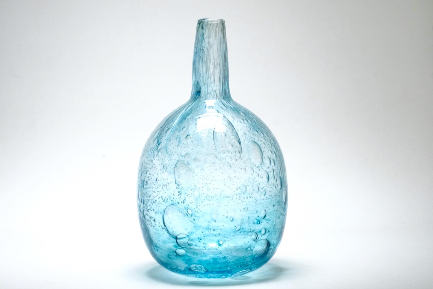 オイバトイッカ ヌータヤルヴィ 一輪挿し オイバトイッカ