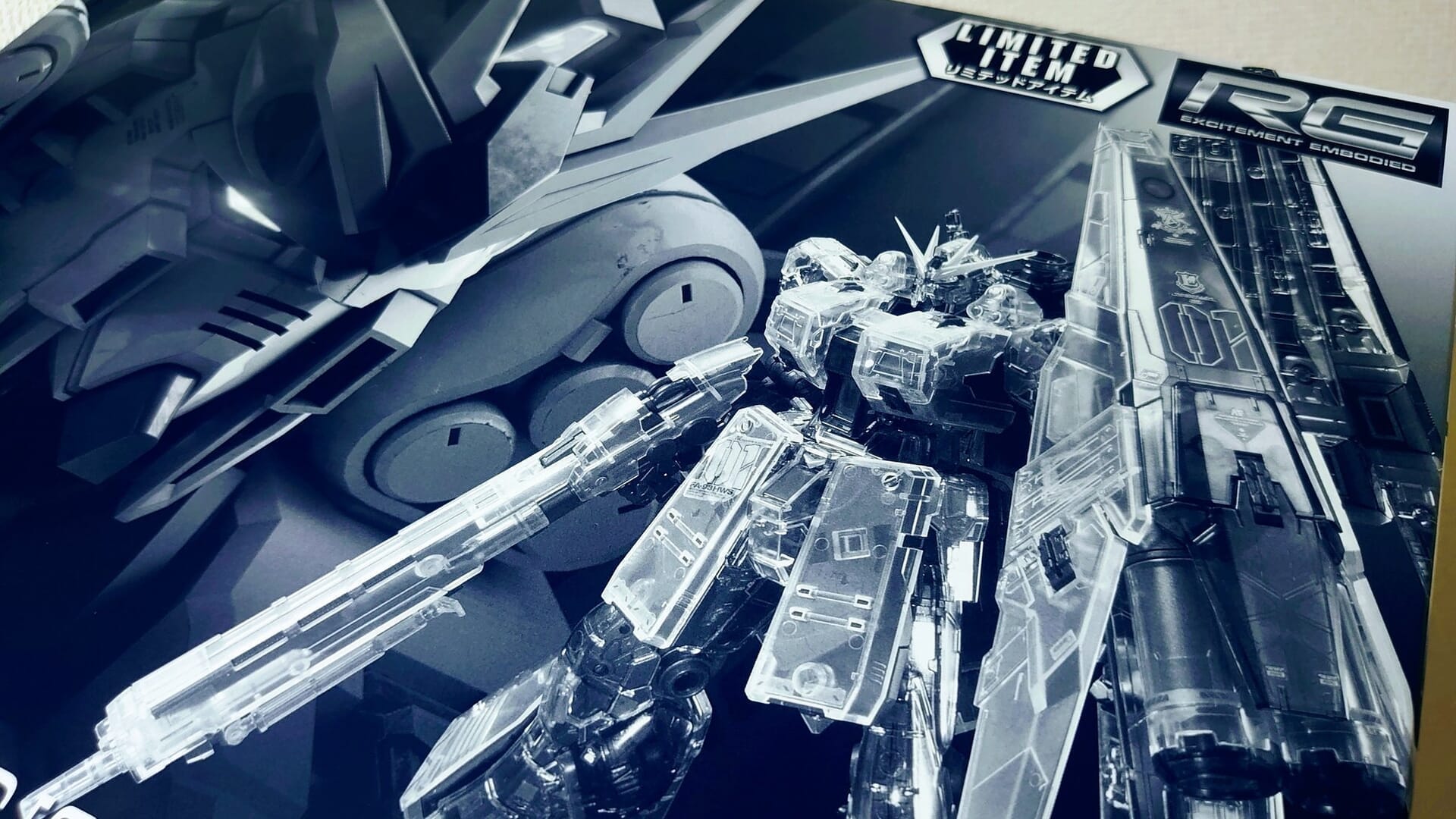 RG「1/144 νガンダムHWS[クリアカラー]」レビュー【前編