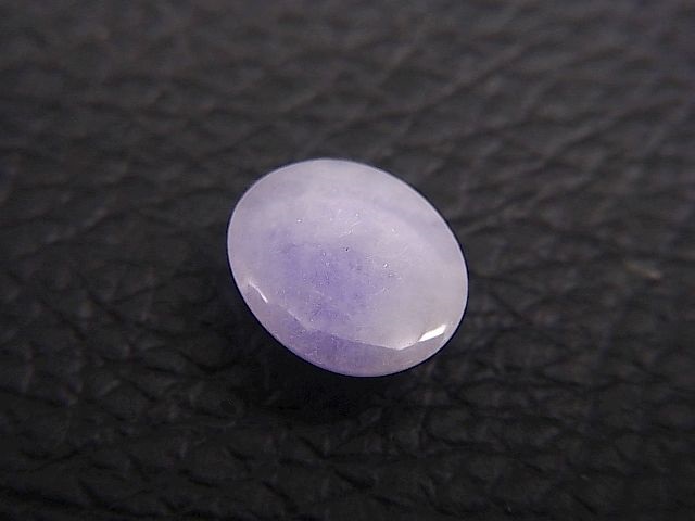 ミャンマー産ラベンダー本翡翠のルース①