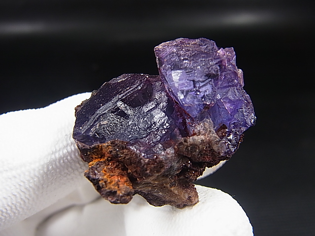 メキシコ・オハエラ鉱山産フローライト原石（赤色蛍光） 21.9g