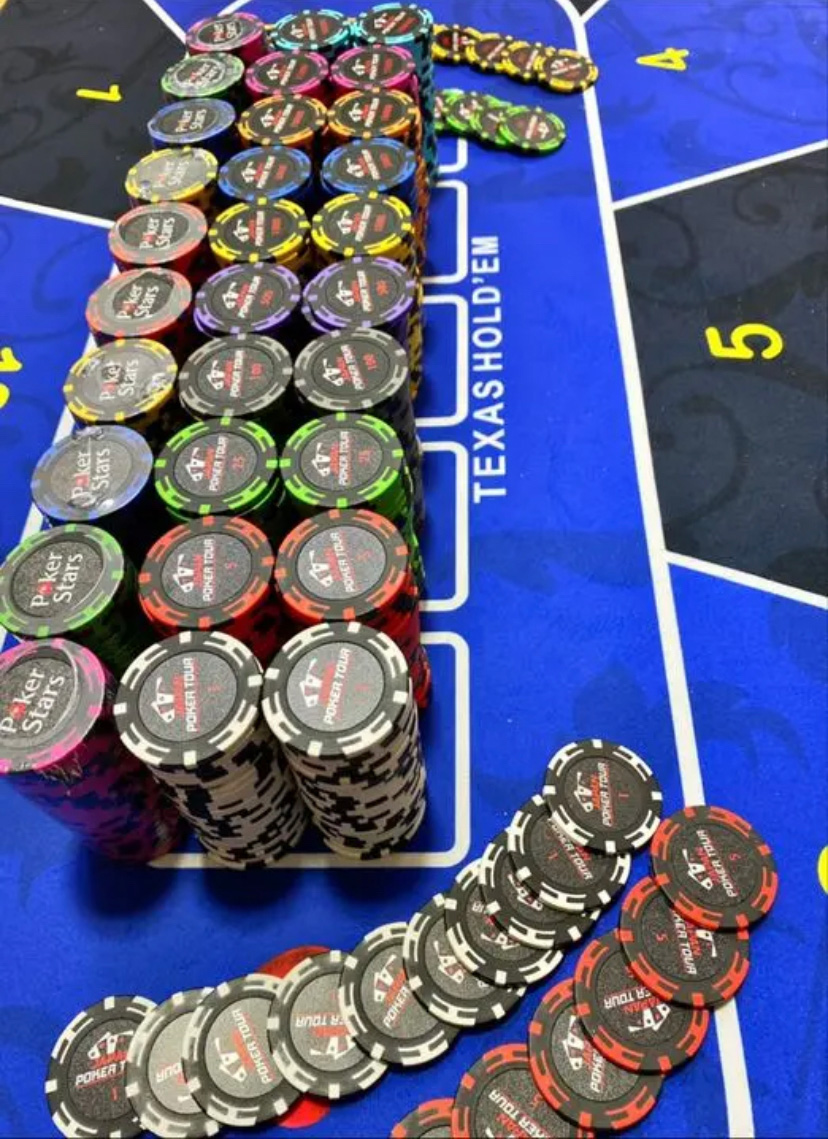 EPTポーカーチップ約900枚＋COPAGトランプ2個セット EPTポーカーチップ