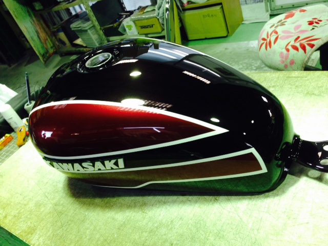 KAWASAKI W650 タンク スムージング済み